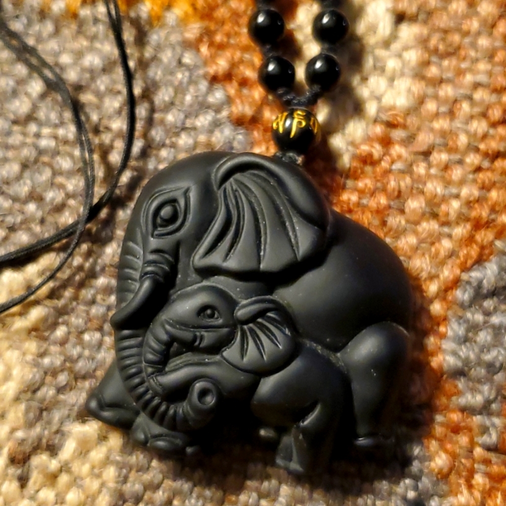 Elephant and baby necklace, black stone pendant, glass beads